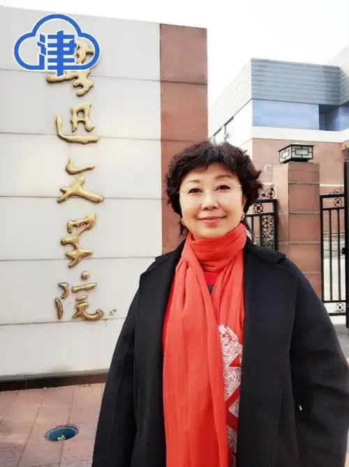 鲁奖作家徐坤十年磨一剑,《神圣婚姻》讲述年轻人在今天如何找到自己