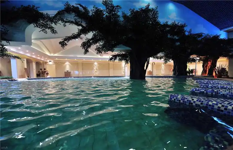 洗浴成都何日君温泉酒店