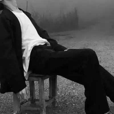 高清黑色系列的男头图片,男生头像图片