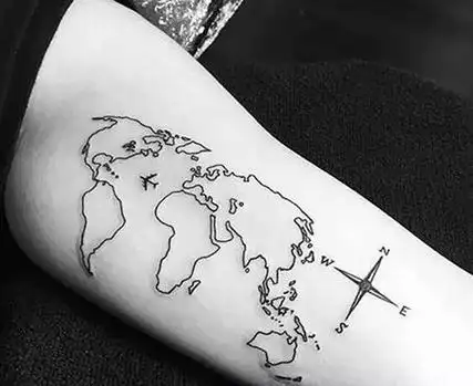 地图纹身