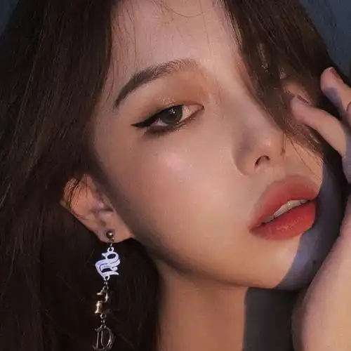 男生最想交往的女生类型top1|相机|手机|镜头|自拍|闪光灯_网易订阅