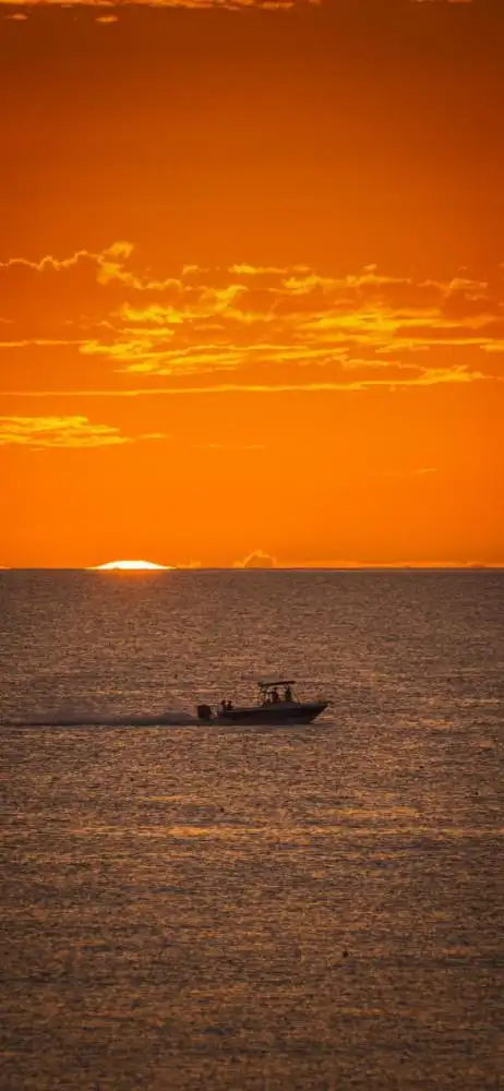 橙色调风景图片手机壁纸