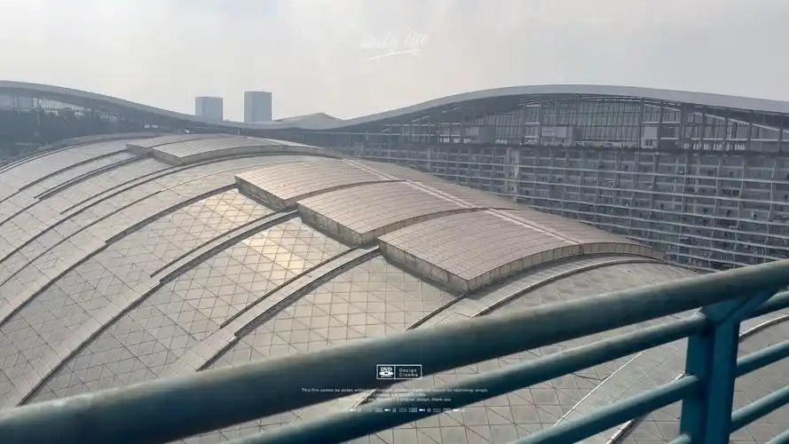 全球最大单体建筑-环球中心的另一面