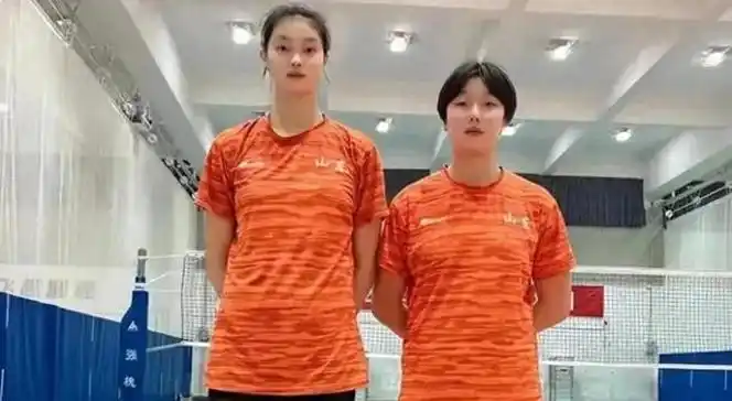 人才井喷女排u17涌现出一位天才少女身高已达1米97攻守兼备