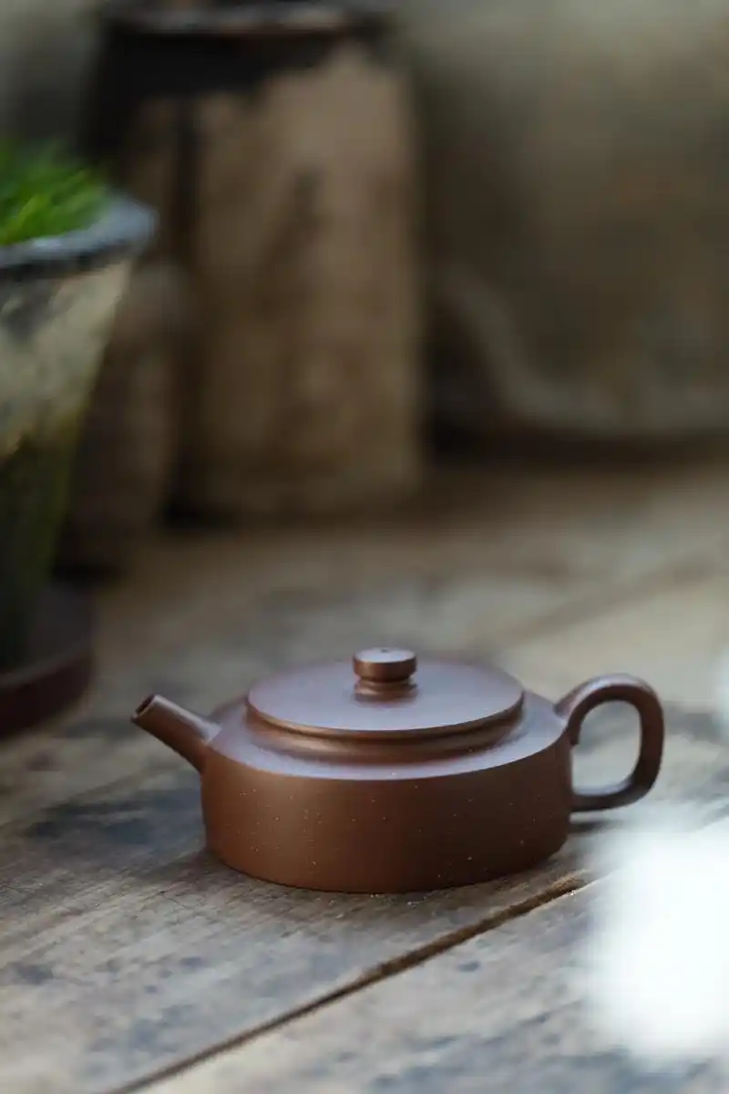 全手工明式周盘#紫砂手艺人 #匠心制作技艺传承 #高端茶器  - 抖音
