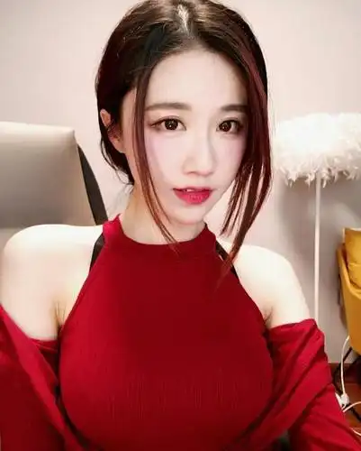 轩子巨2兔最新写真曝光男友视角让粉丝热血沸腾网友真想收了你