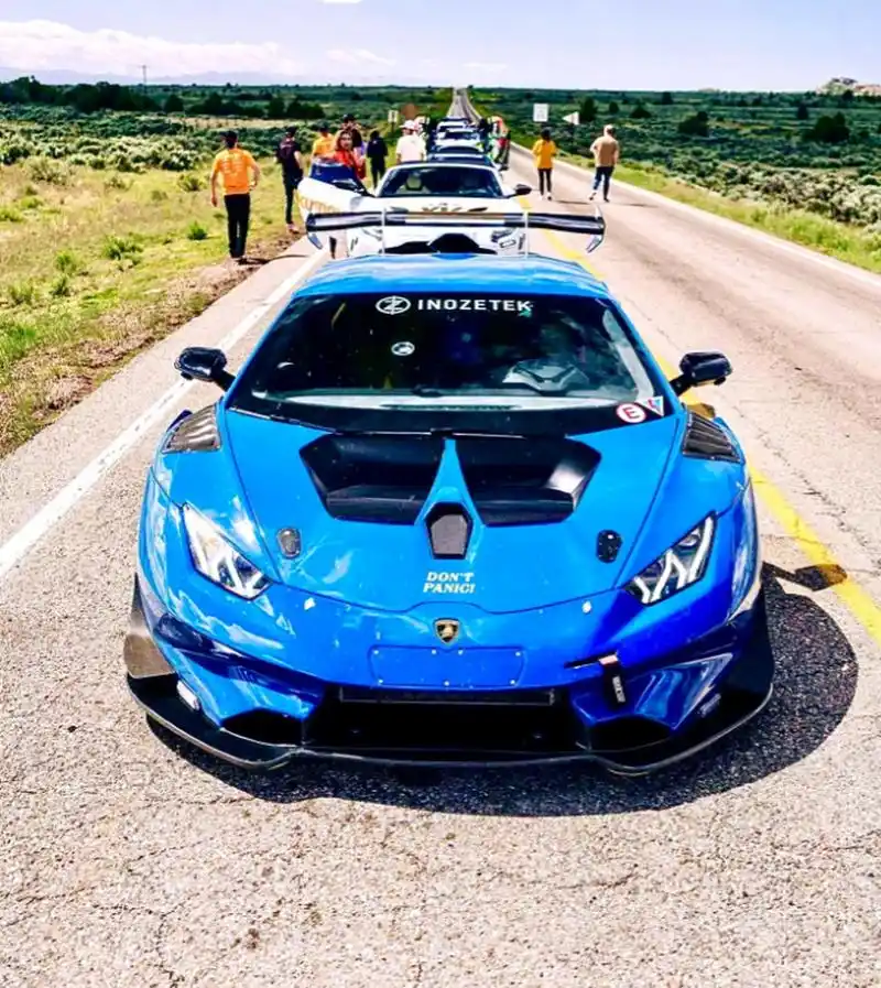 舒适巅峰——huracan supertrofeo惊艳来袭 这款蓝色兰博基尼huracan