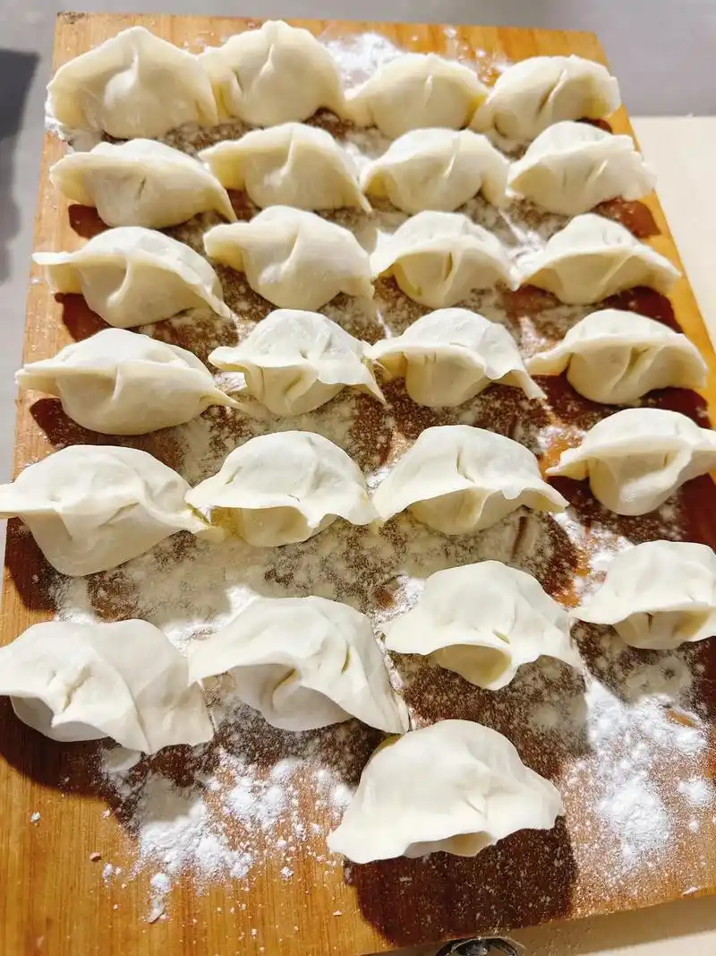 03冬至快乐03.昨天晚上没看91,黄家老大上身聊天,说要素 - 抖音