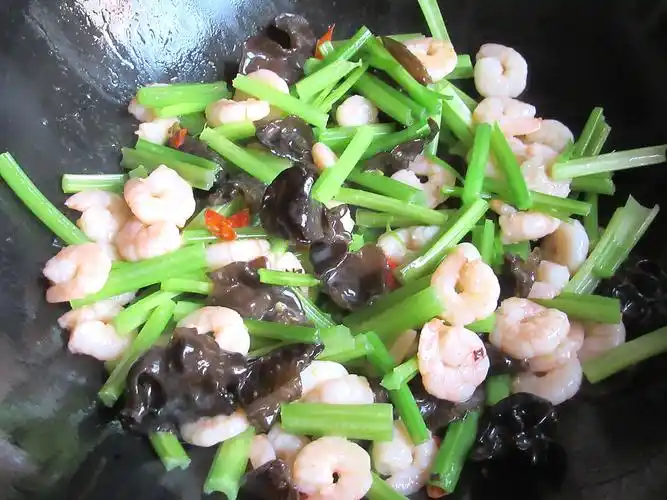 年后大鱼大肉太油腻,适当来点清淡热菜小炒,营养好看又养生