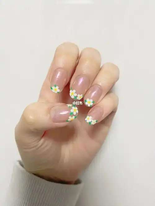 春日花花手绘美甲清新花朵短甲美甲