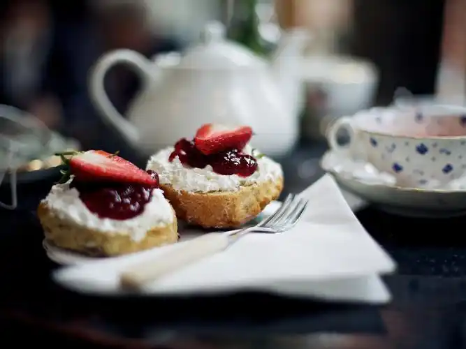 蛋糕,美食,下午茶,安静,草莓,泡芙,甜品,静物蛋糕壁纸图片