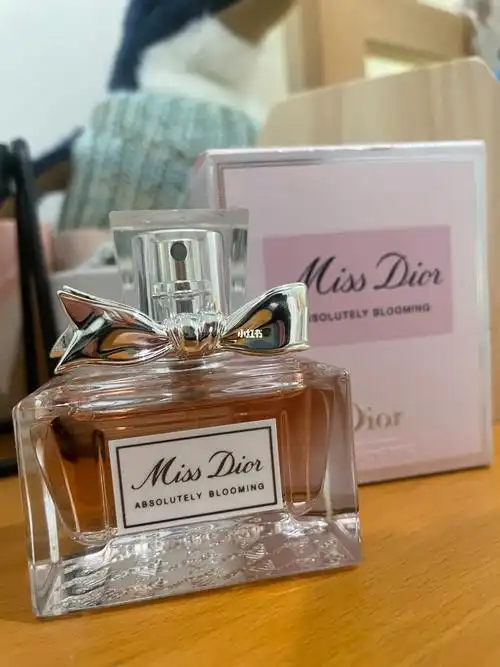 售二手missdior香水30ml