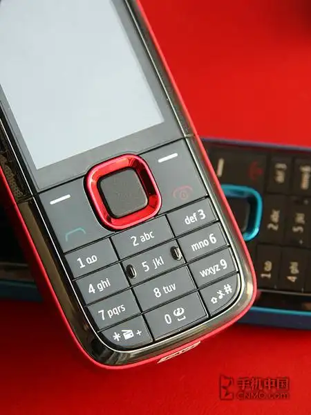 超薄超美音乐手机 诺基亚5130精美图赏