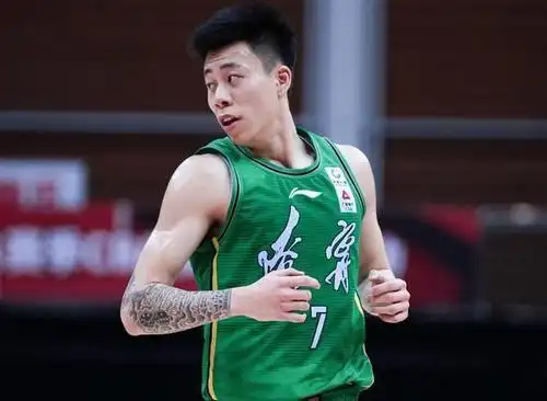 张镇麟手臂纹身_张镇麟纹身图片一览-最初体育网