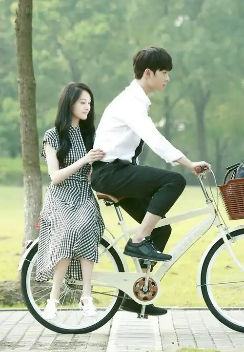 微微一笑很倾城播出6年女主成素人杨洋依然帅4位配角火了