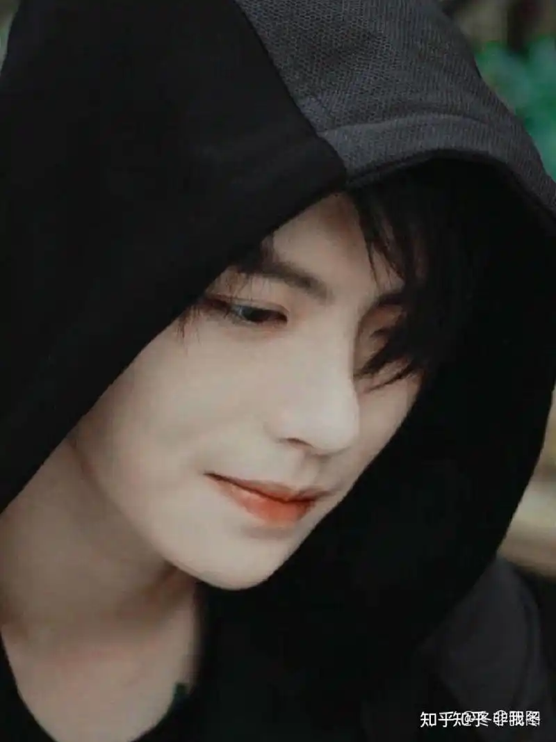 "肖宇梁"神图,小哥也太帅了吧9696