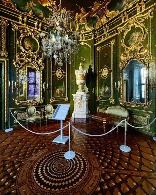 这是一座因为"妒忌"而建造的绝美宫殿_sorrow_艺术_维尔茨堡宫