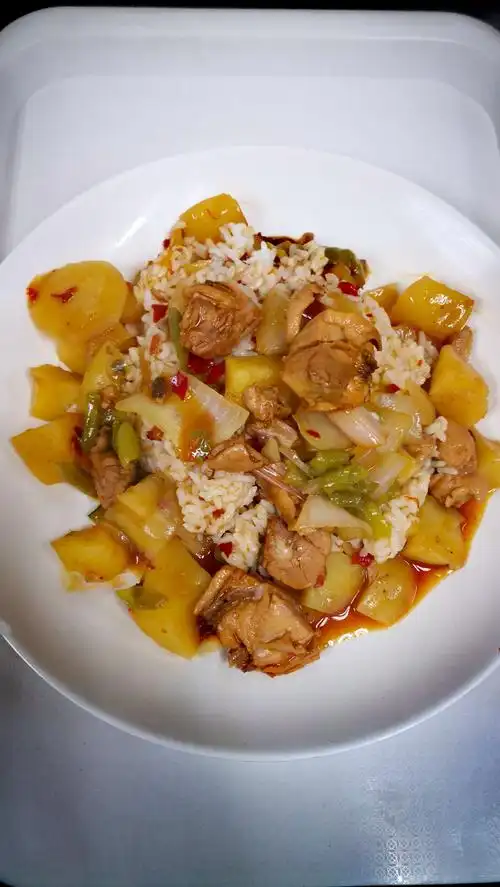 大盘鸡盖饭—于清