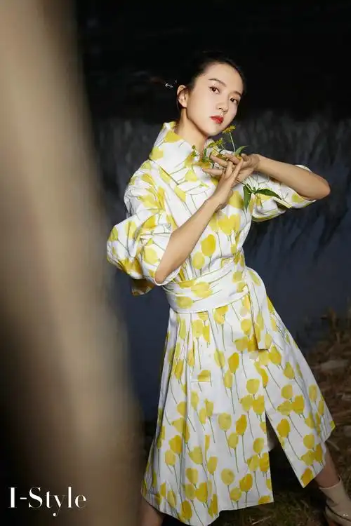 有点俏皮有点酷,你最喜欢哪个样子的许龄月?