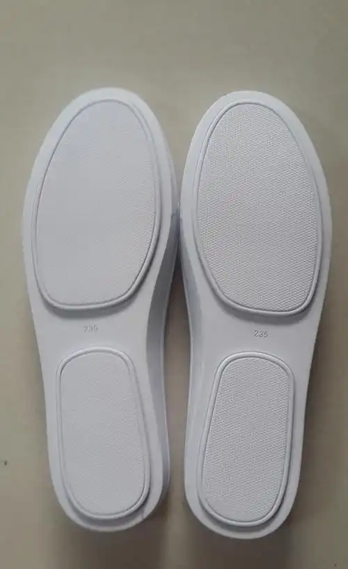 新款休闲橡胶女鞋底 防滑耐磨白色休闲鞋底 橡胶版鞋底 35