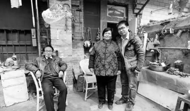 原来,来的人是想把焦守凤安排到县委里工作,正好那个时候,县委缺个打