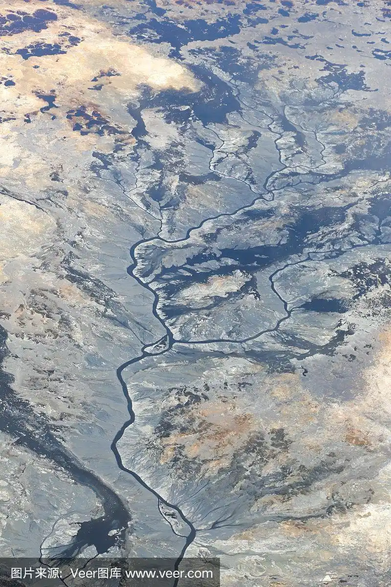 肯尼亚东非大裂谷马加迪湖排水系统的鸟瞰图