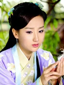 王紫宓(高洋饰演)