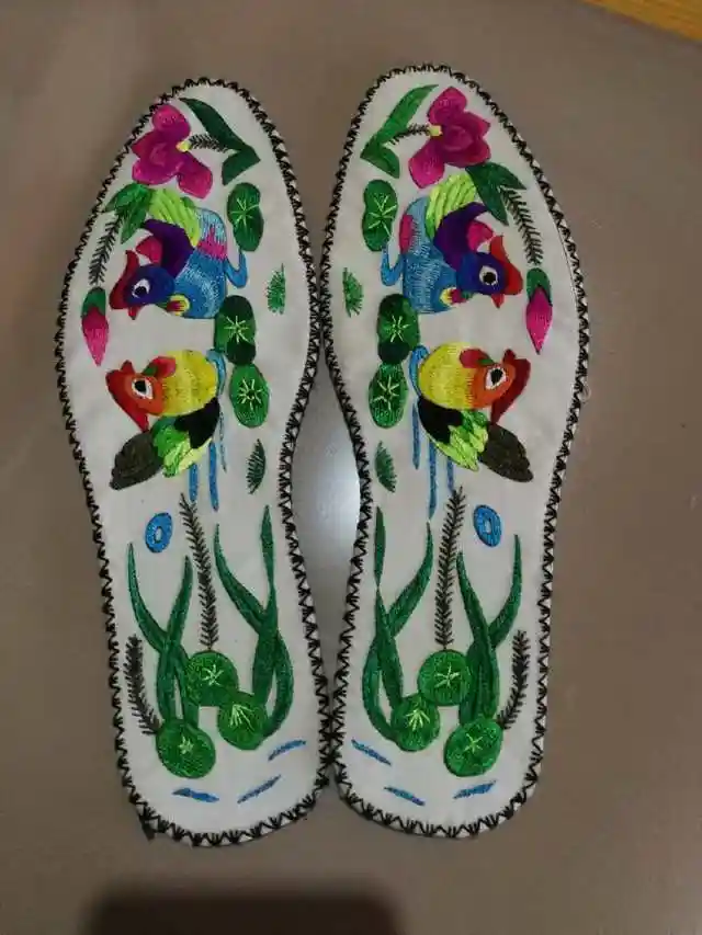 刺绣鞋垫,鸳鸯.