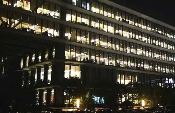 十,深夜办公室精彩句段?