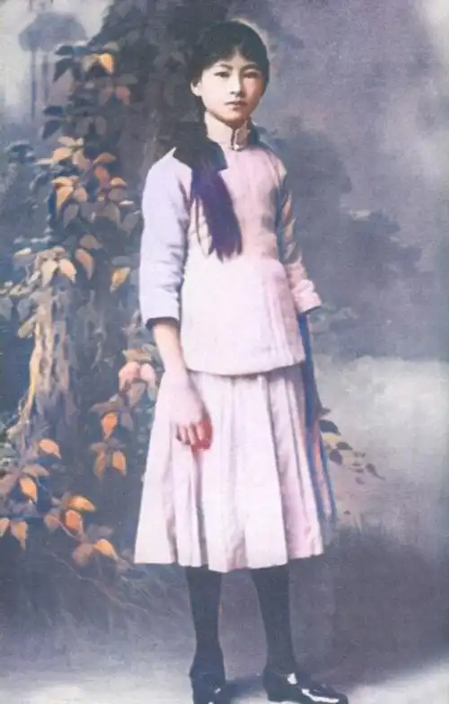 20张林徽因的彩色老照片,风华绝代的民国女神,有颜又有才