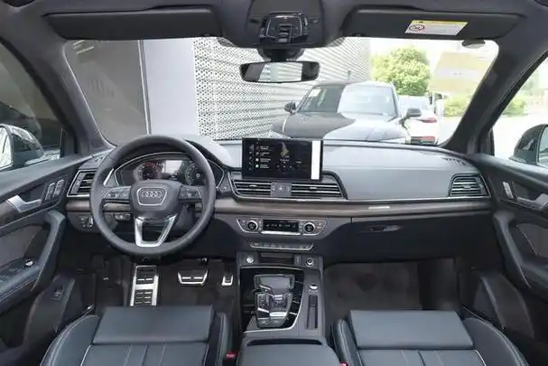 新车|内饰|车顶|越野车|电动车|suv|绿色车辆|奥迪q5l|交互概念车