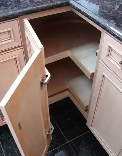 橱柜转角这样装柜门,空间利用做到极致,不浪费一厘米收纳面积