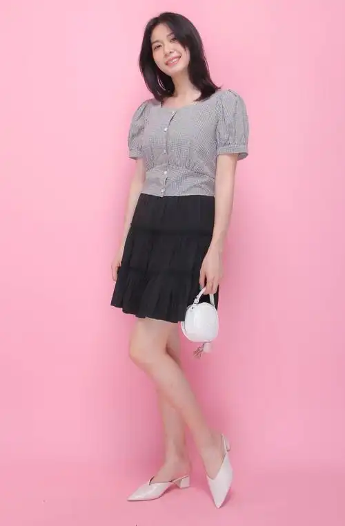 广州37生活美学女装坚持女性浪漫主义