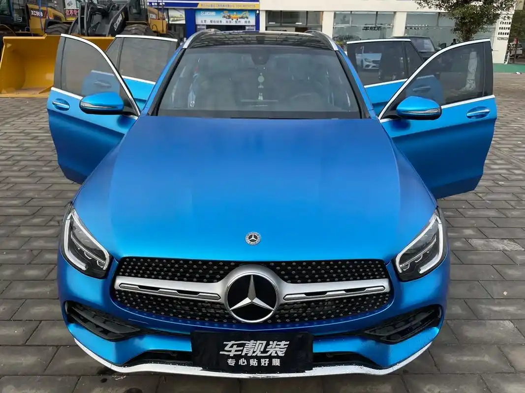 遂宁贴膜 #遂宁奔驰改色 #遂宁车靓装 蓝色的奔驰 贴它不 - 抖音