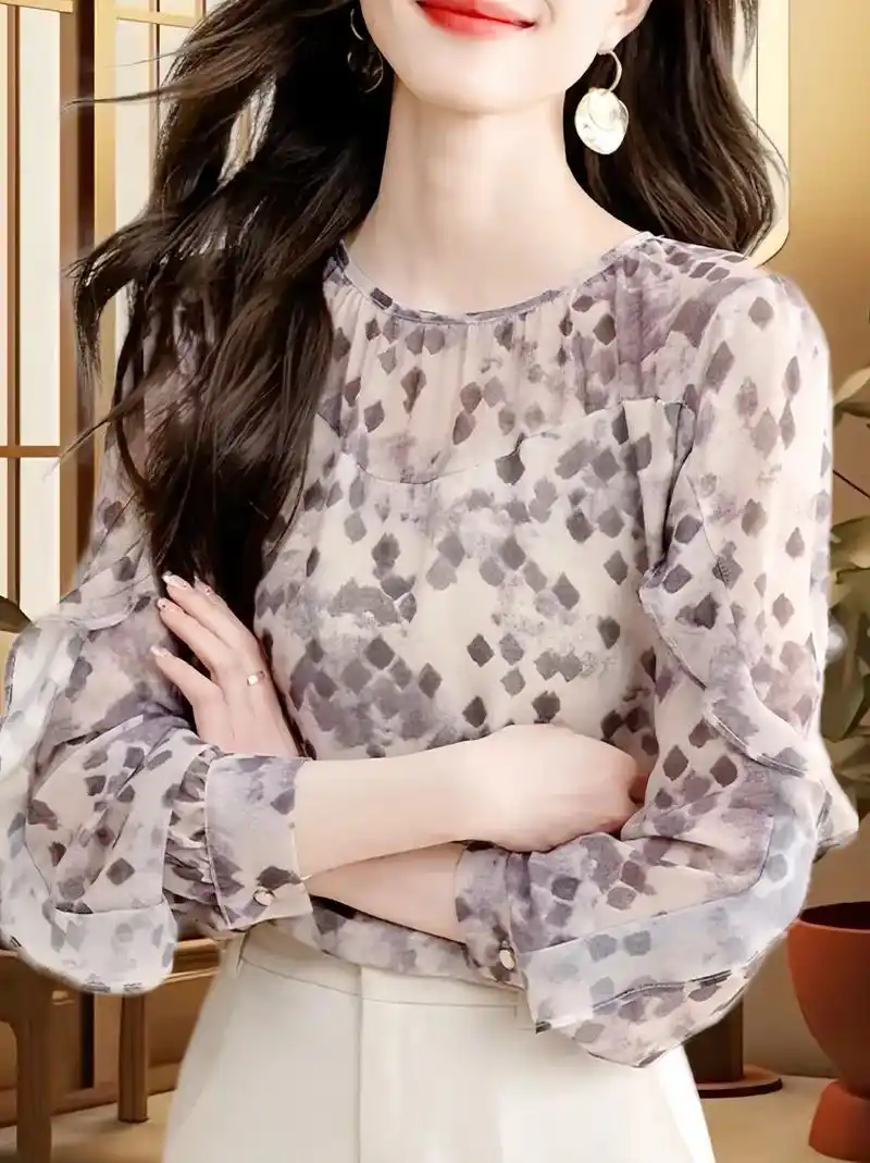 法式碎花荷叶袖雪纺衬衫女春装长袖打底上衣时尚宽松显瘦洋气小衫!