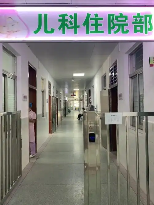 相关科室的精心筹备下,兴宁市妇幼保健院儿科住院部正式启用