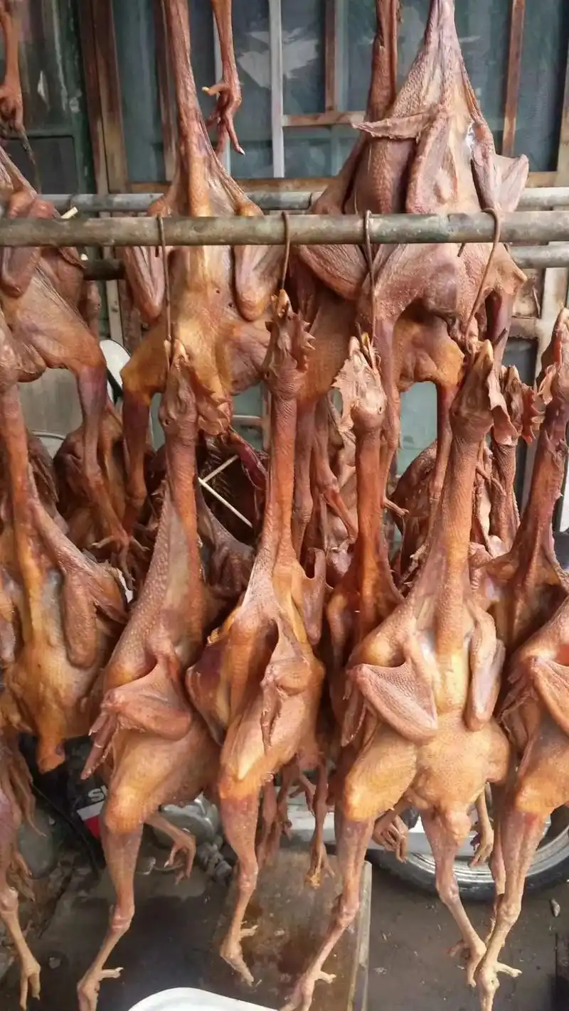 本月16号开始制作风干鸡! 风干鸡一种佳肴.他采 - 抖音