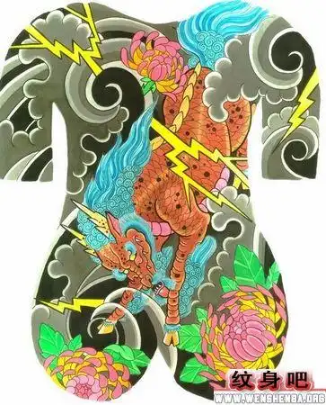 满背彩色麒麟菊花纹身图案