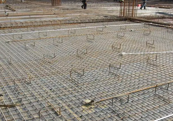 马凳筋设置规范尺寸是什么