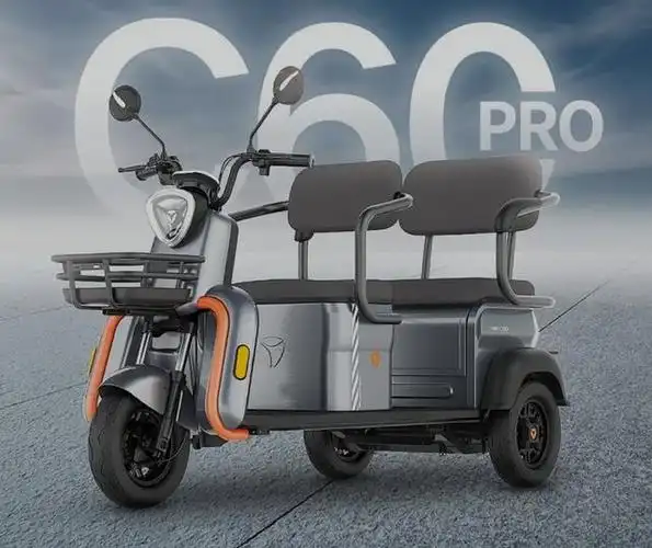 3款精品休闲三轮车来了客货两用能载3人实用性非常好