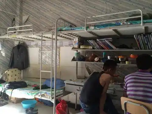 新疆医科大学住宿条件怎么样,那么小编告诉你,学生宿舍:条件最好的是