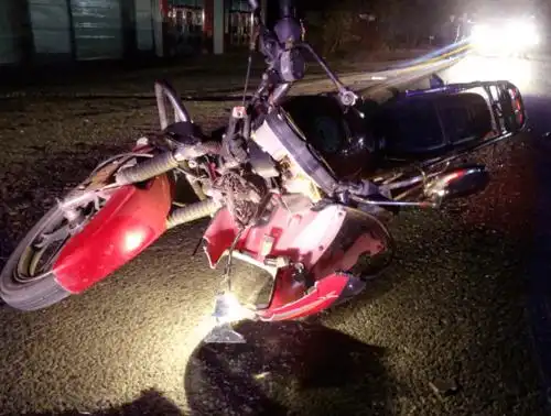 的行人但是在事故中二轮摩托车与行人相撞的交通事故在我县发生一起