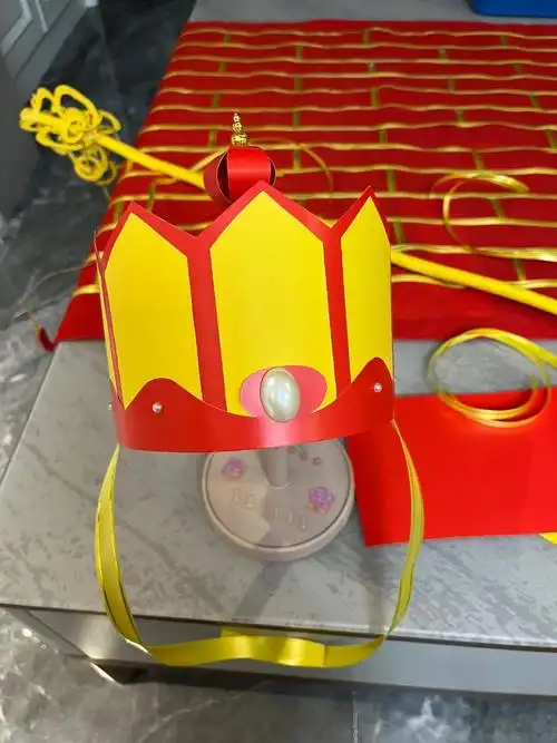 手工制作唐僧服装道具