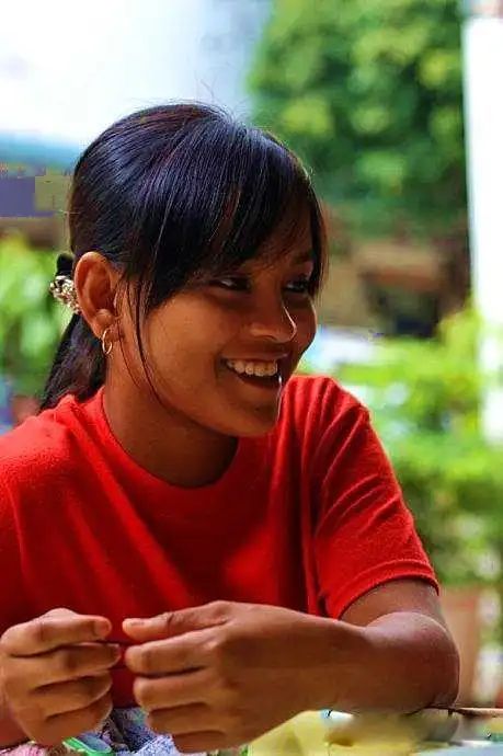 缅甸女的都很随便嘛 为什么不敢娶缅甸女为妻