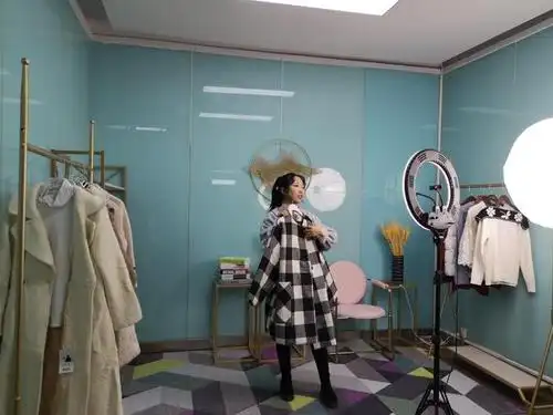 带货直播间这样装修想不火都难