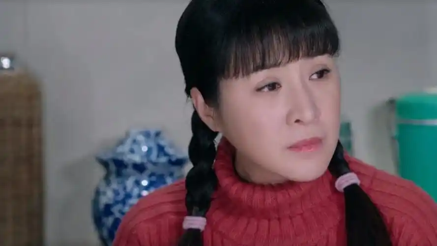 《我哥我嫂》第15集01:二嫂决定让彭光荣与陆百灵住一起,彭光荣听后