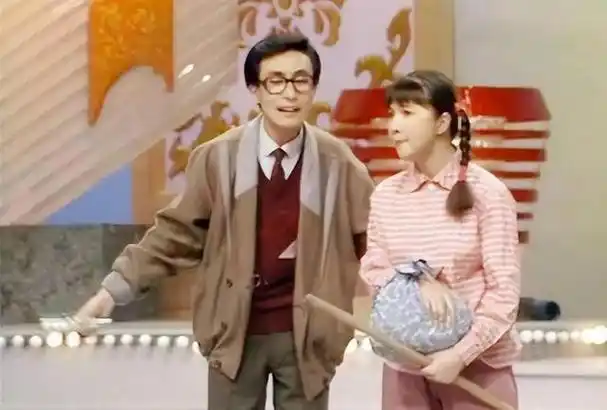 蔡明嫁初恋丁秋星结婚38年生一子如今儿子是她的骄傲