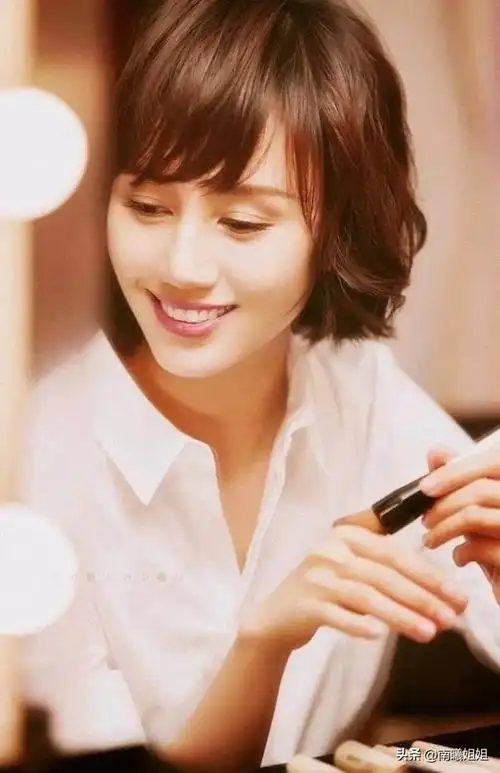 为什么袁泉一直是短发看完她的黑长直我瞬间知道答案了