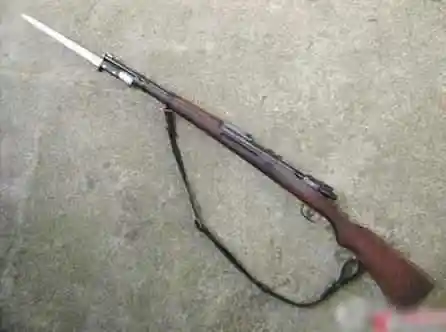 骑枪采纳7.92毫米×57毫米尖头弹,杀伤力极大年夜大年夜.