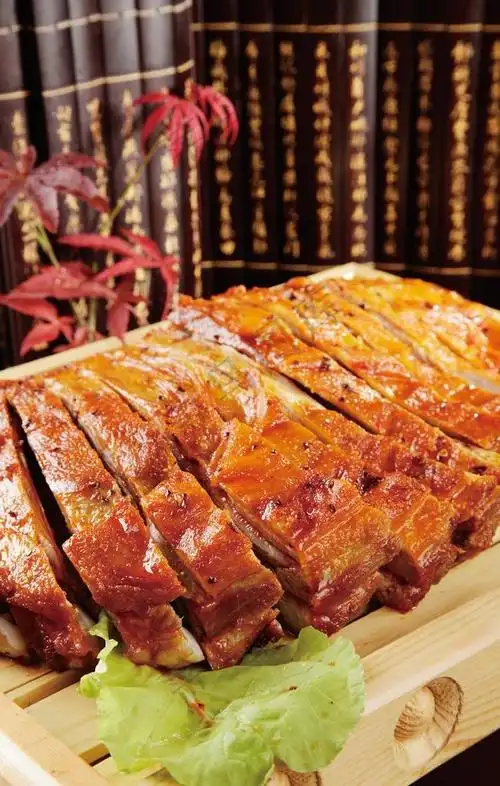 生记烤羊排图片